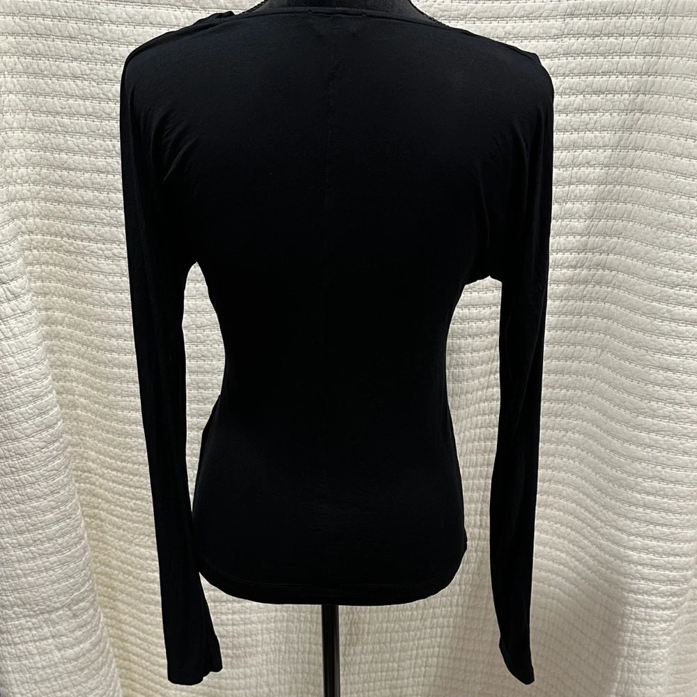MaxMara Elegant Black Faux Wrap Top - Picture 5 of 7